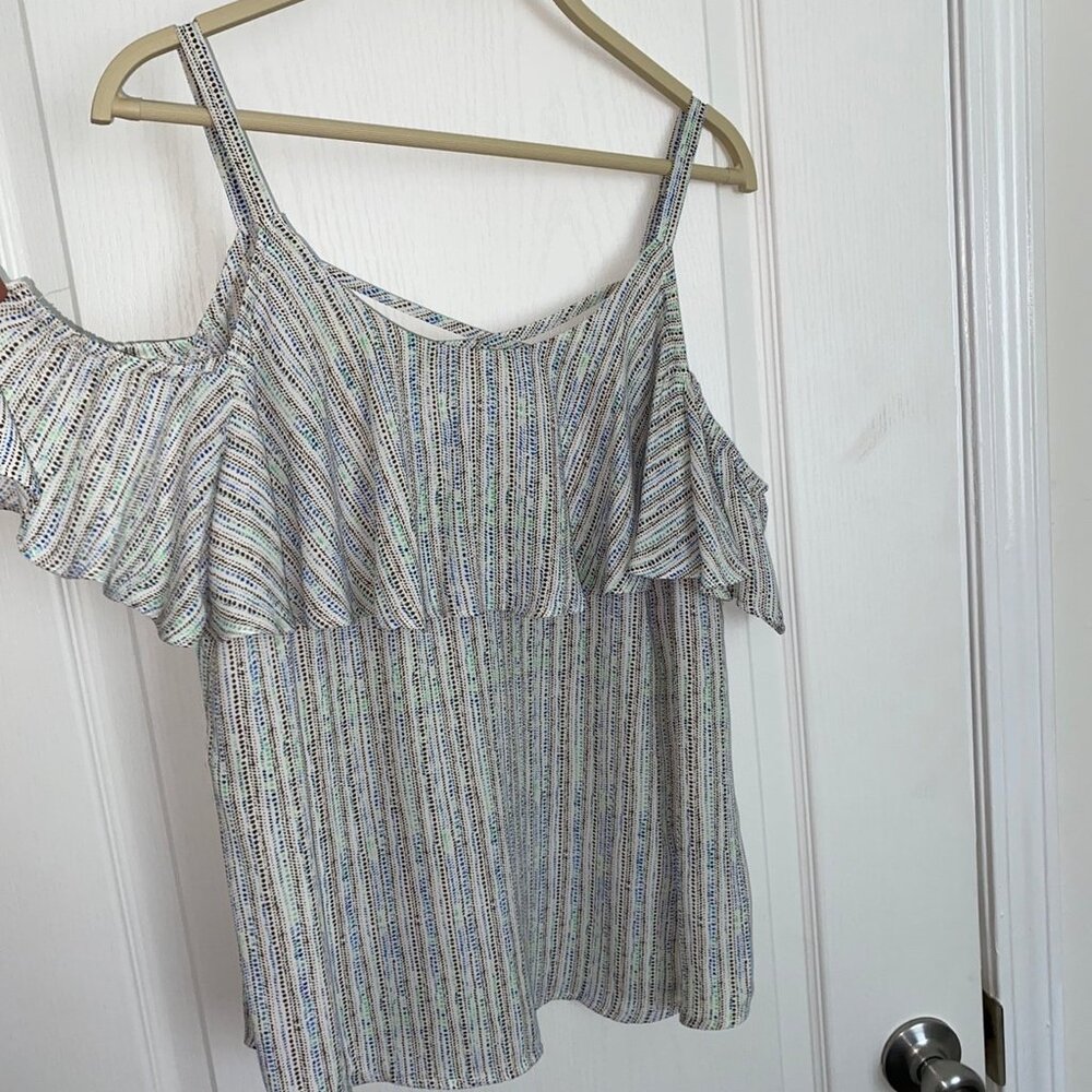 “Apt. 9"- Cold shoulder ruffle tank Top